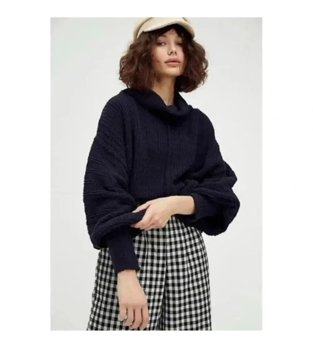 Women Free People Be Yours Black Cowl Neck Pullover Sweater Slouchy Boxy Cozy S